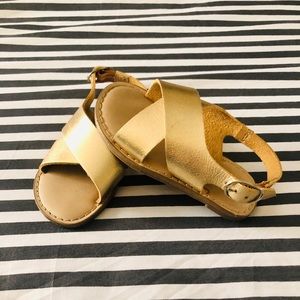Toddler Gold leatherette sandals
